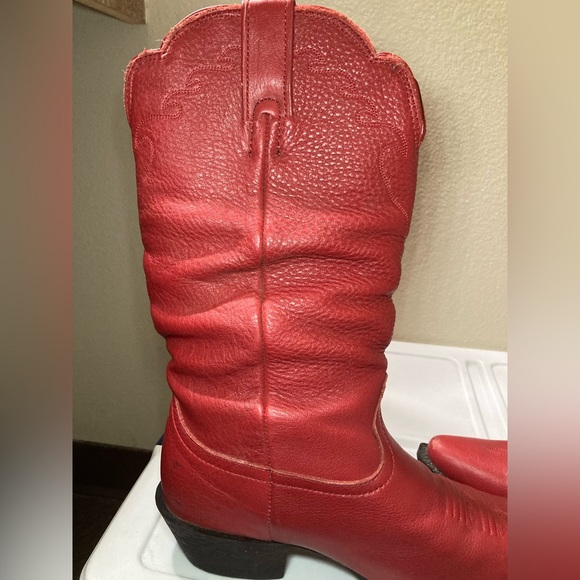 Red Leather Women's Cowboy Boots - Picture 9 of 13